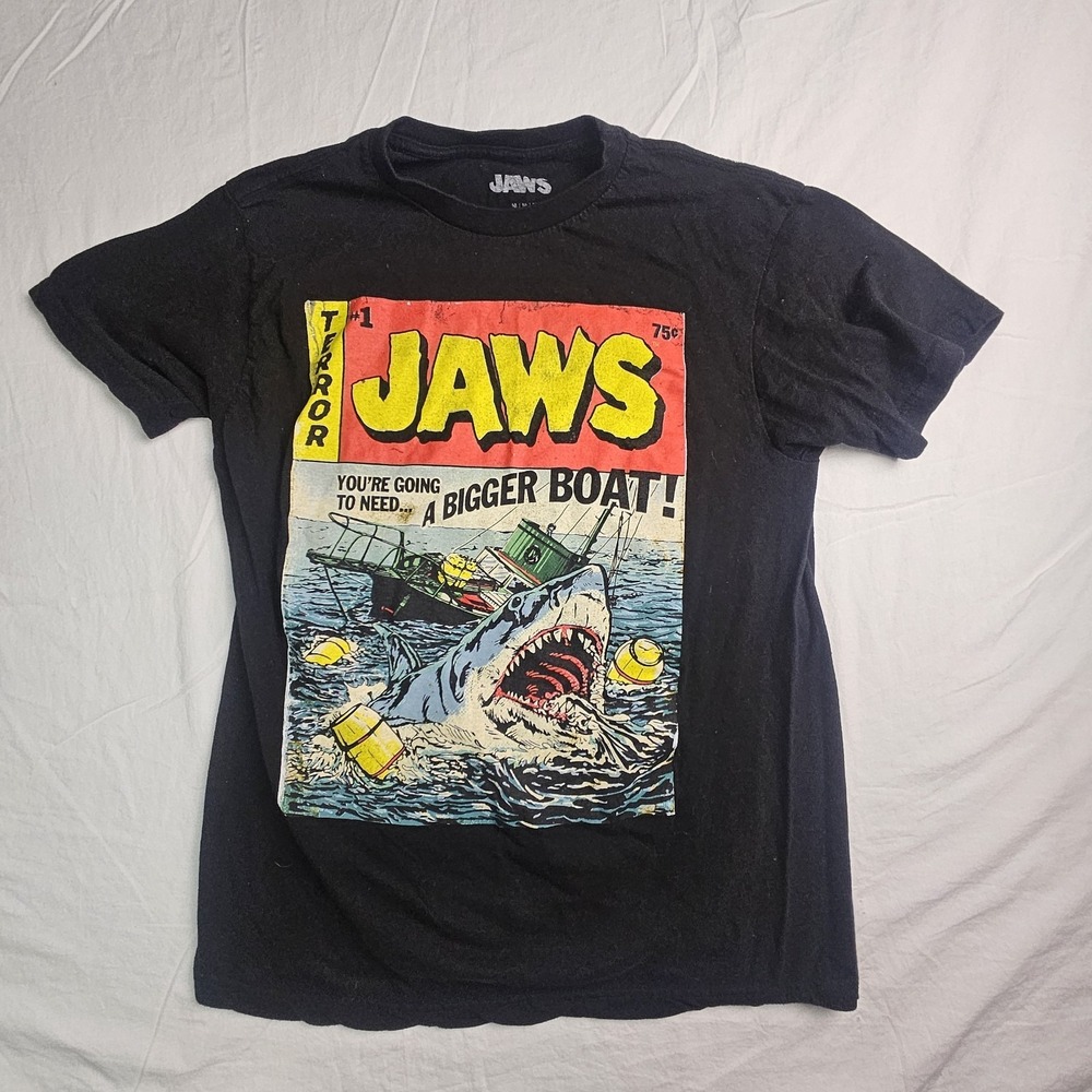 Movie T-Shirt Mens Medium Black Cotton Comic Book Style Shark Graphic Tee - Picture 2 of 7